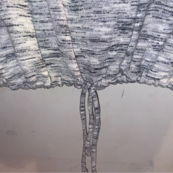 grey sweater - Picture 3 of 3